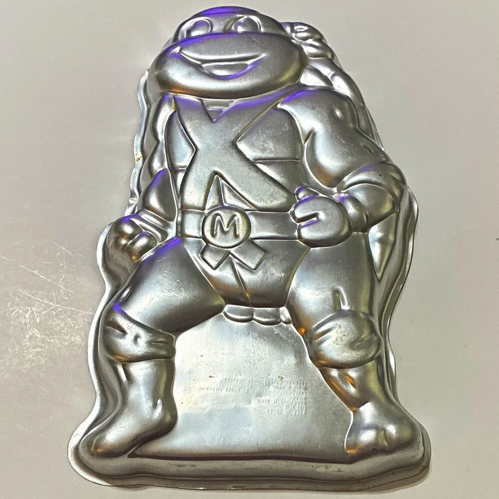 Wilton TMNT Character Cake Pan Mold Aluminum Silver 2105-3075